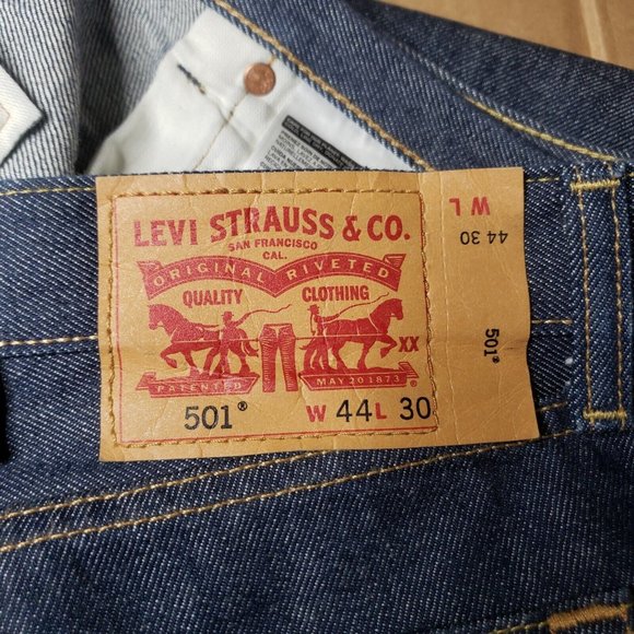 Levis Original Fit 501 Button Fly Jeans 44x30 - Picture 5 of 7
